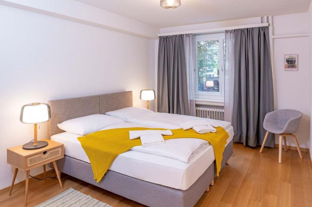 Photo of Bedroom in Hard