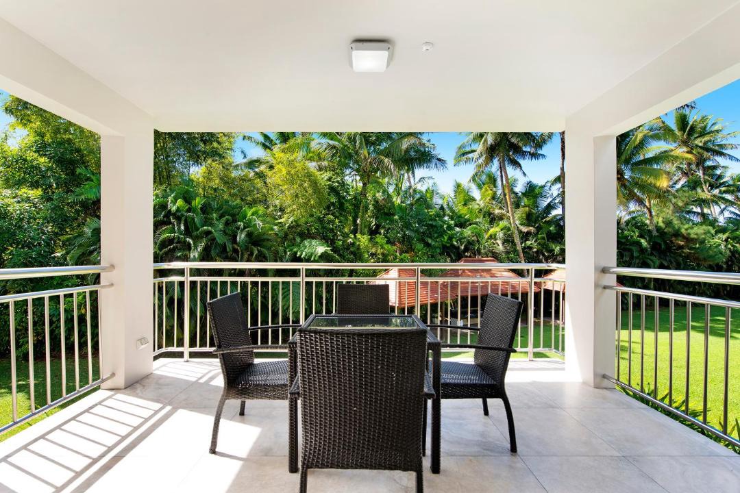 Photo of Patio Balcony in Pacific Harbour
