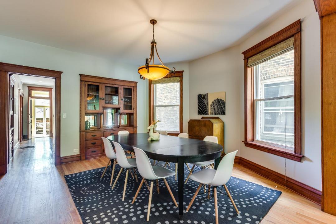 Photo of Livingroom in Logan Square
