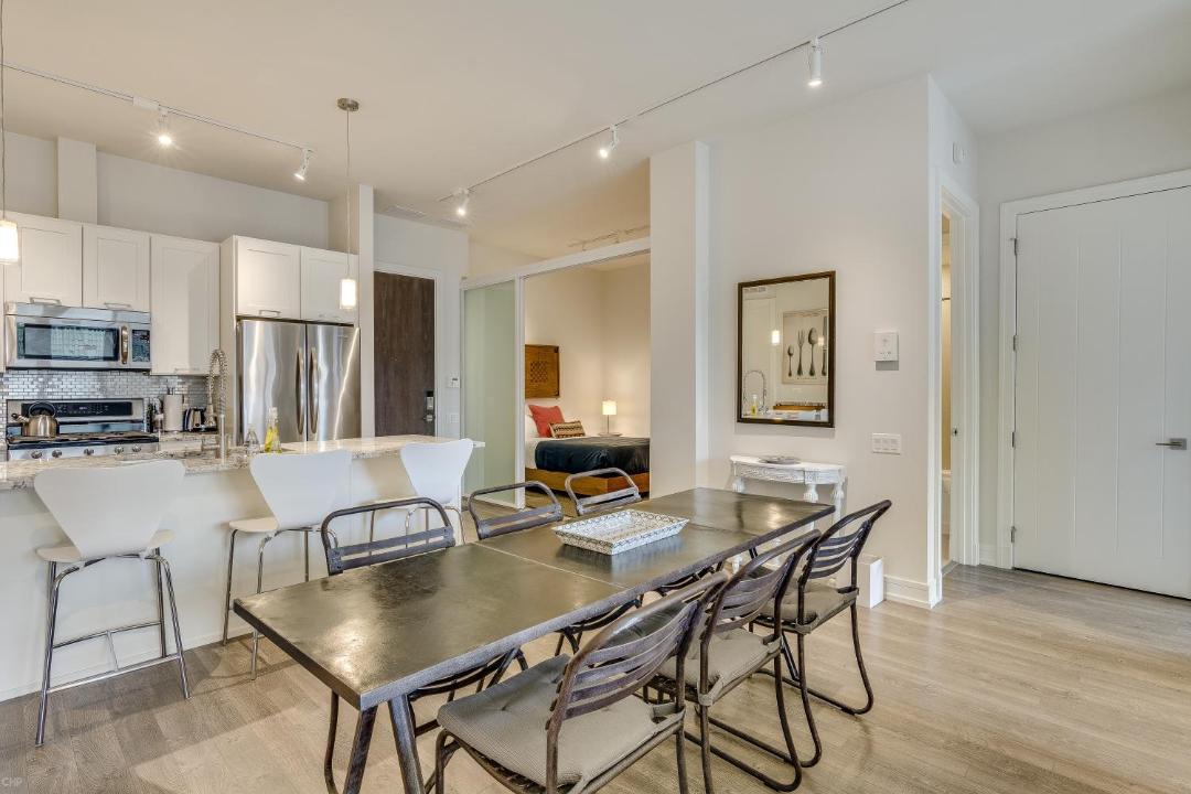 Photo of Livingroom in Sheridan Park