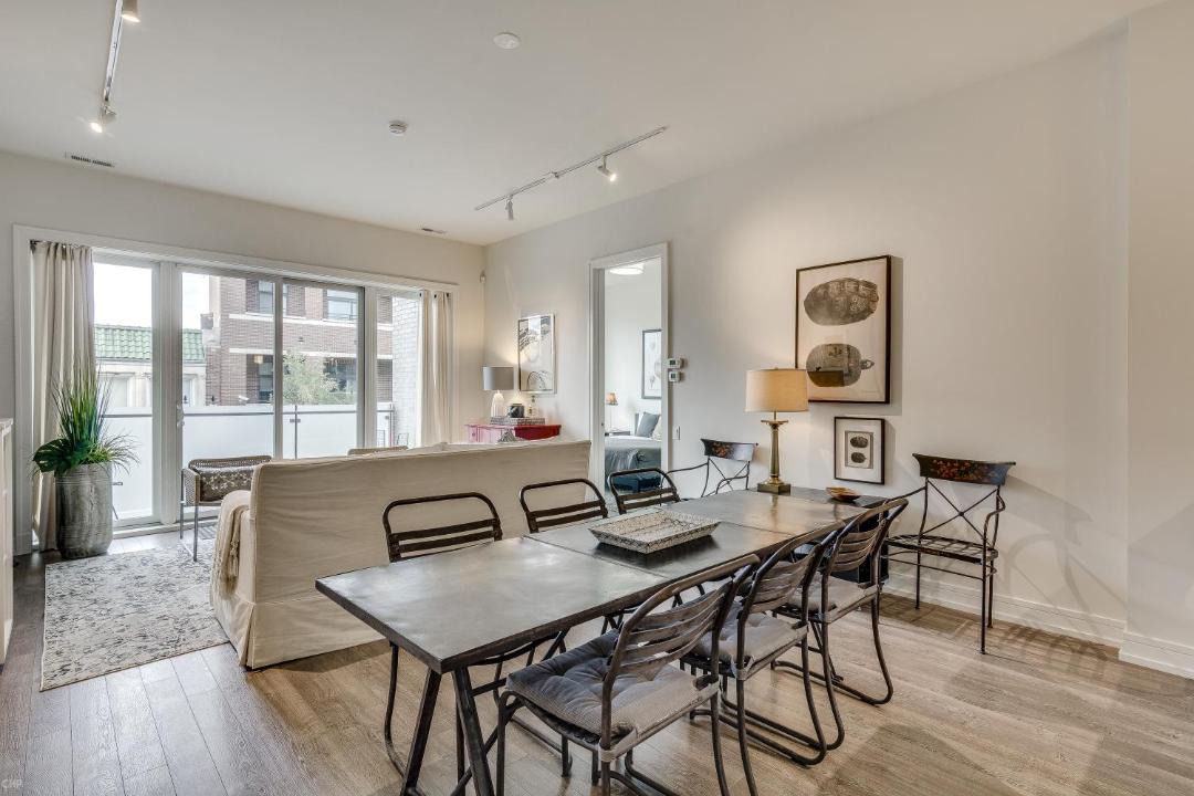 Photo of Livingroom in Sheridan Park