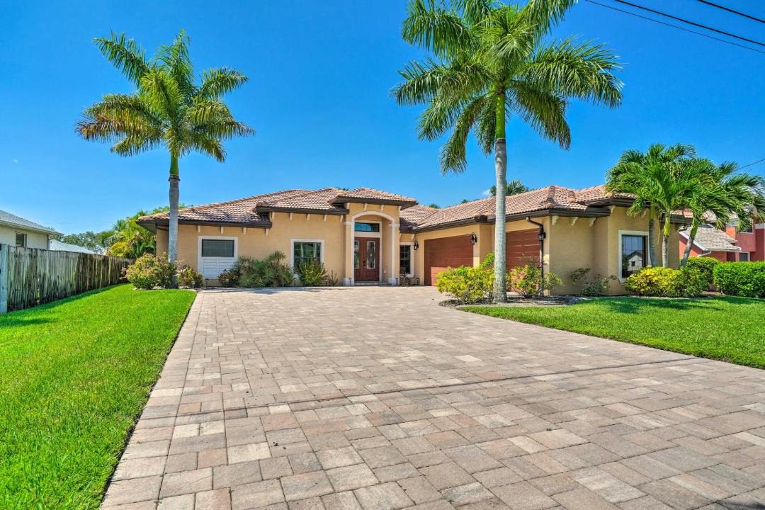Photo of Buildings in Cape Coral