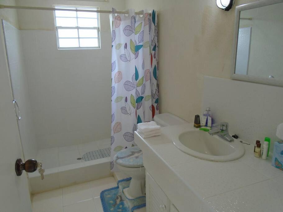 Photo of Bathroom in Husbands