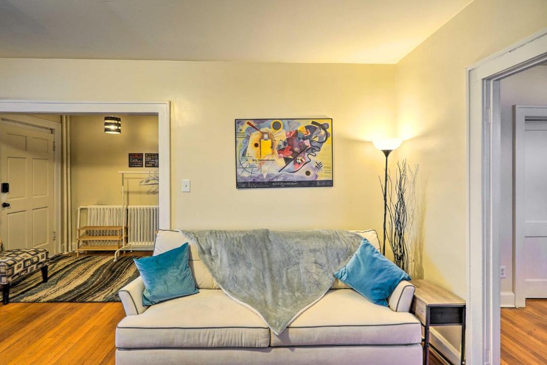 Photo of Livingroom in Melrose