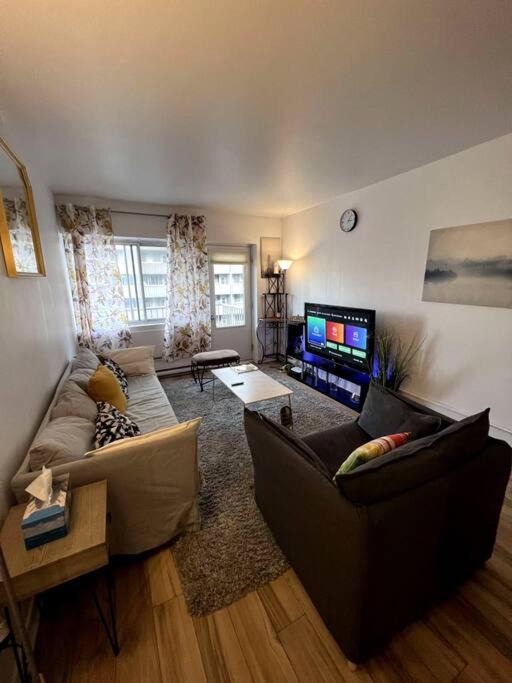 Photo of Livingroom in Shaughnessy Village
