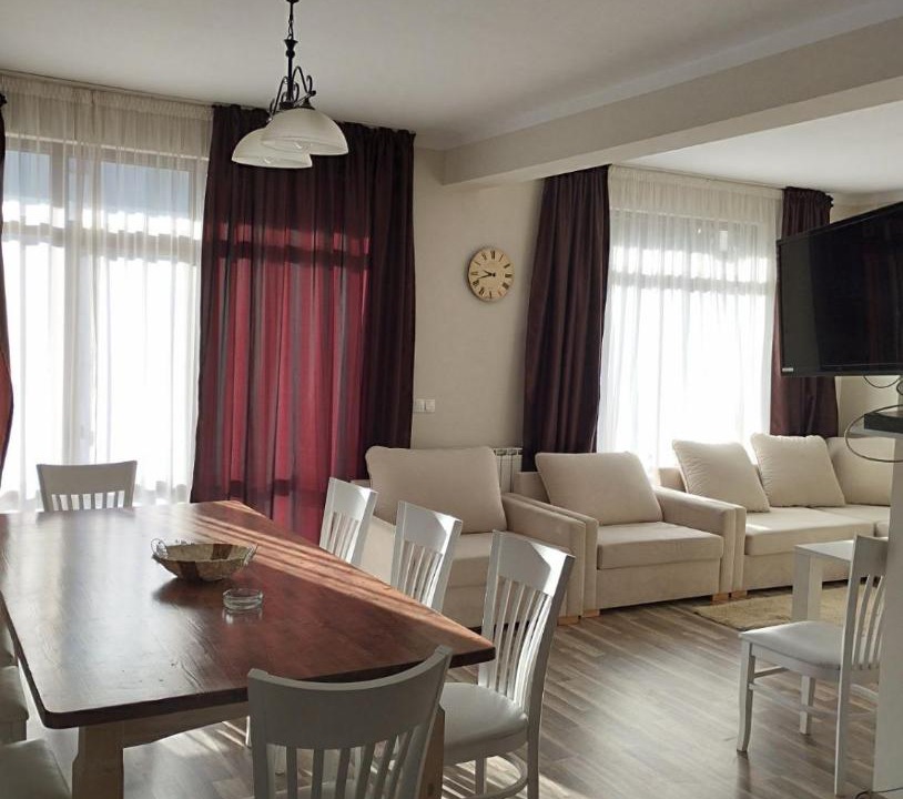 Photo of Livingroom in Elena
