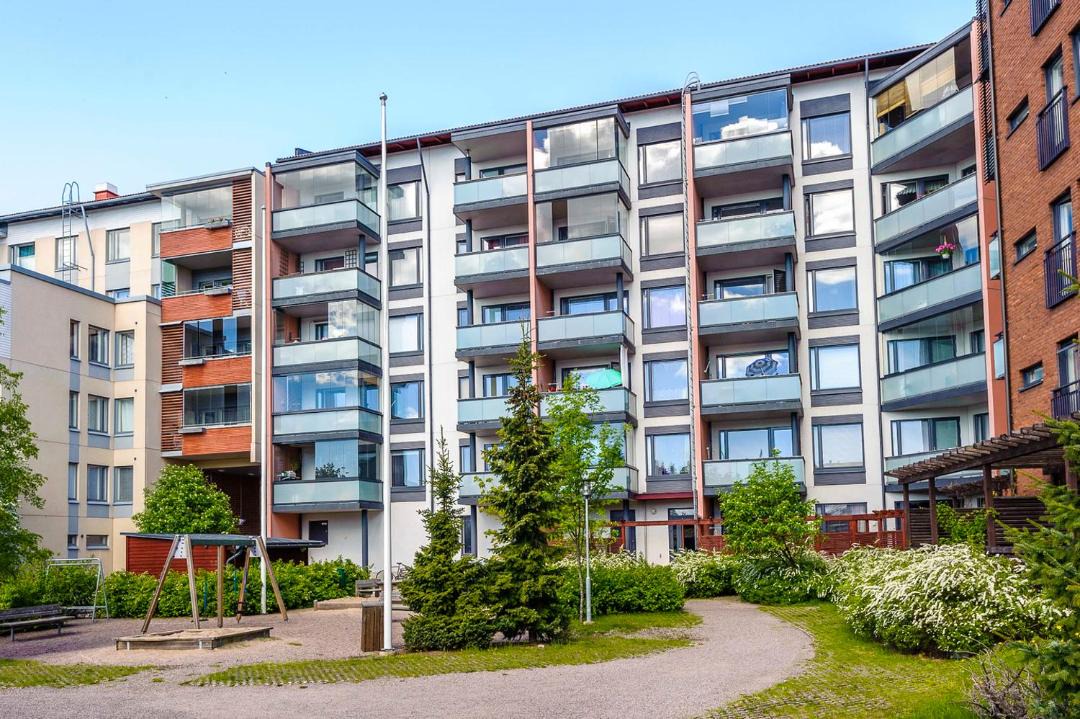Photo of Buildings in Leppavaara