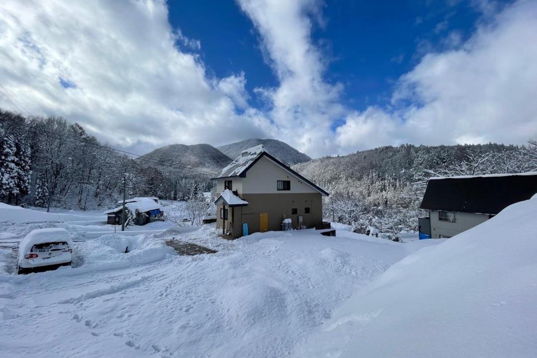 Photo of Buildings in Yamanouchi