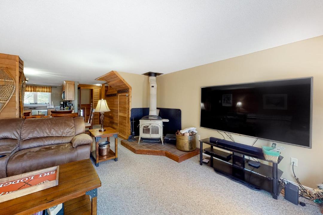 Photo of Livingroom in Ludlow