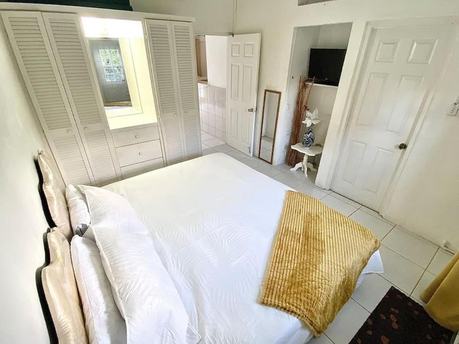 Photo of Bedroom in Sunset Crest
