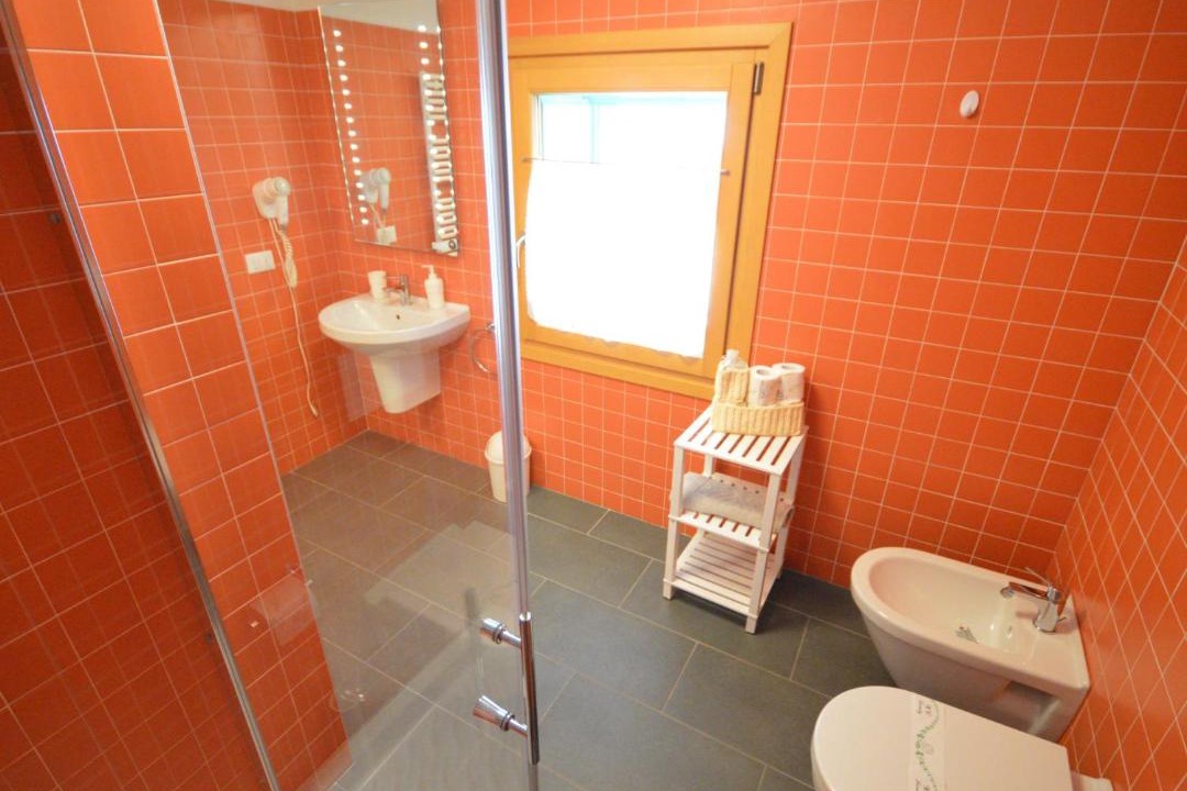 Photo of Bathroom in Raveo