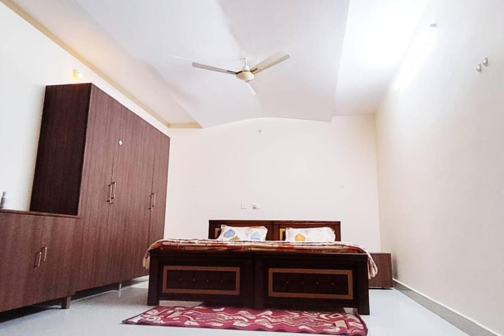 Photo of Bedroom in Kukatpalli