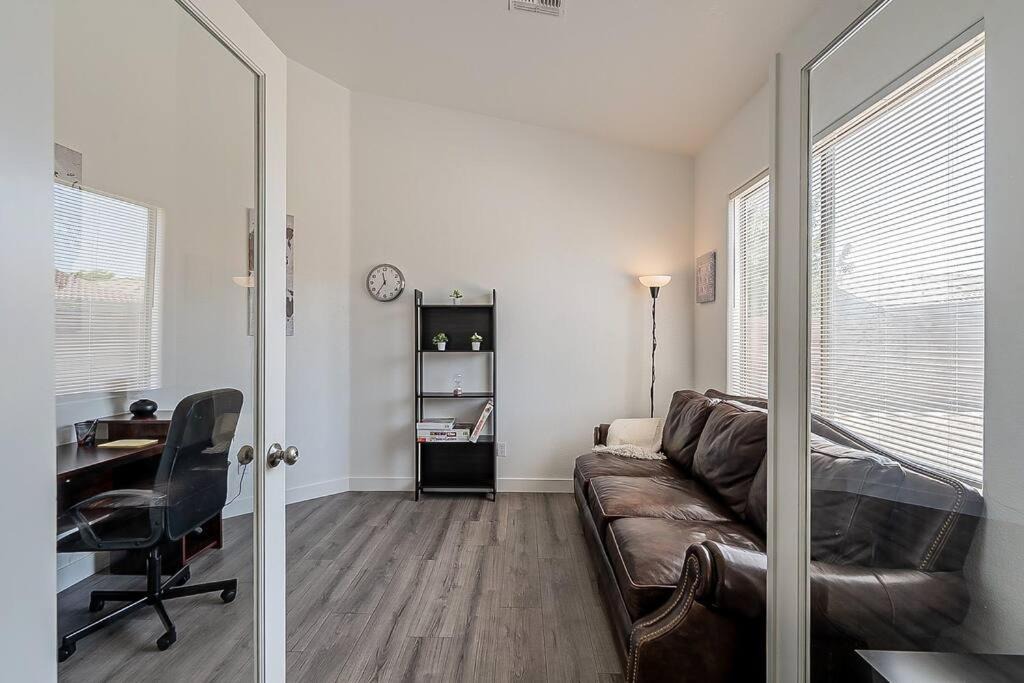 Photo of Livingroom in El Mirage