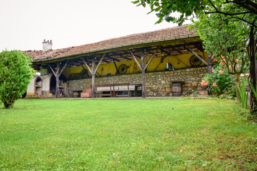 Photo of Buildings in Elena