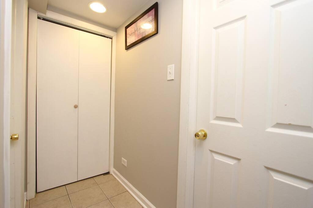 Photo of Bathroom in Jefferson Park