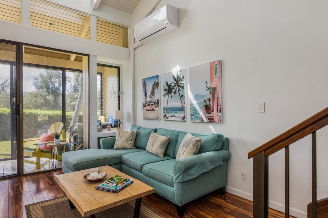 Photo of Livingroom in Kahuku