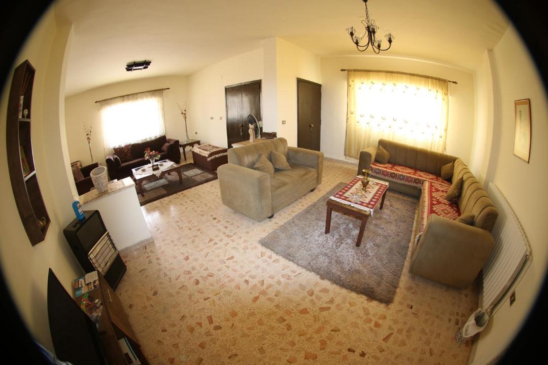 Photo of Livingroom in Madaba