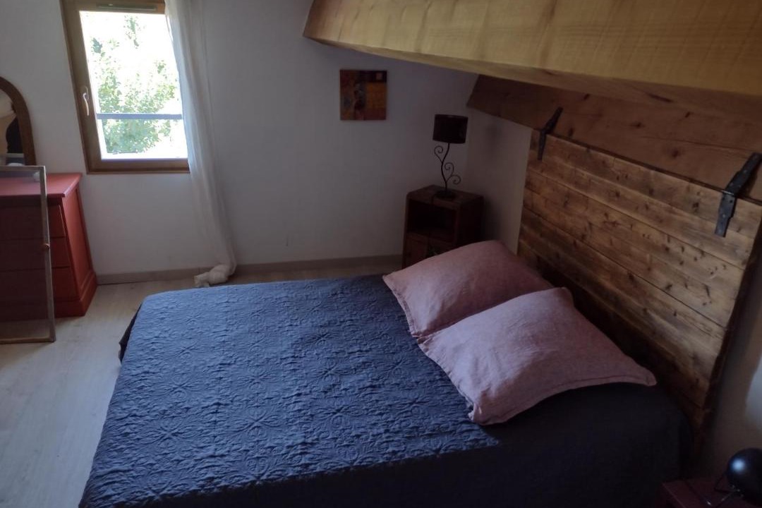 Photo of Bedroom in Chandolas