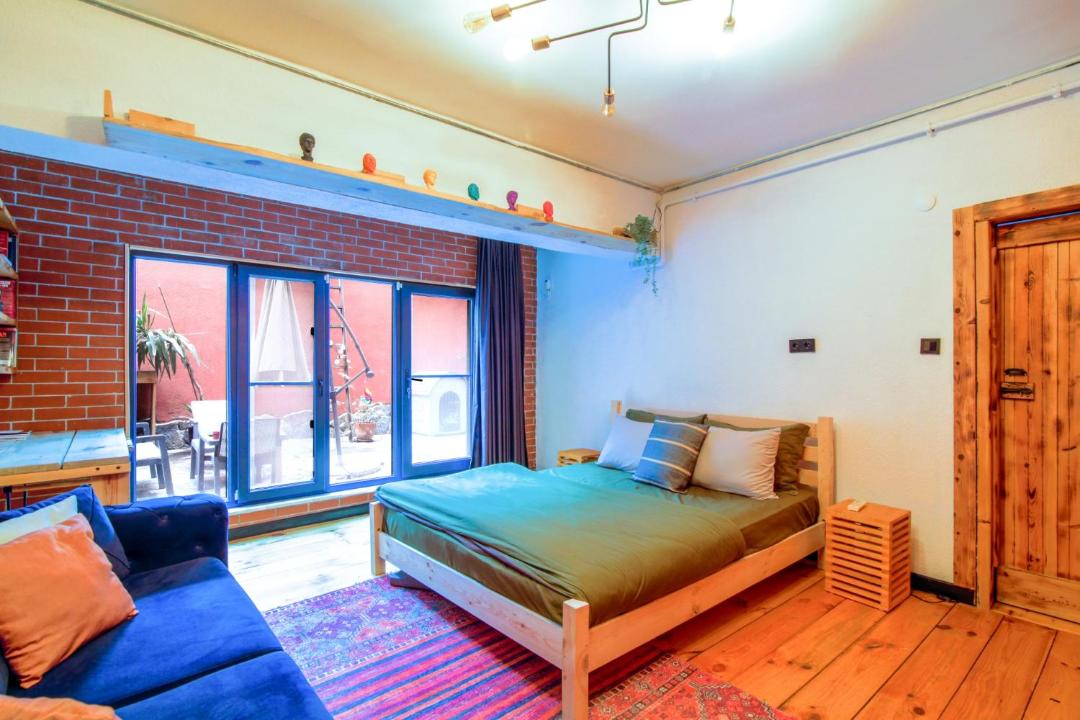 Photo of Bedroom in Osmanbey