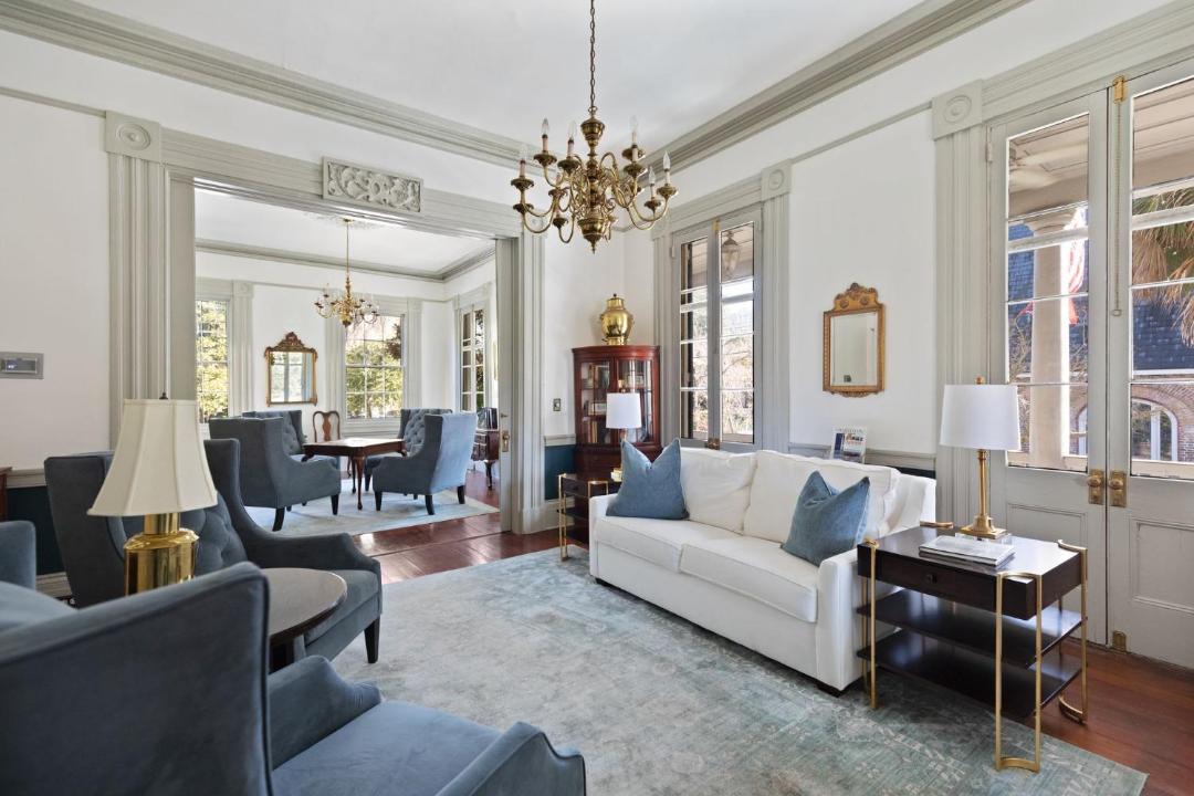 Photo of Livingroom in Cannonborough Elliotborough