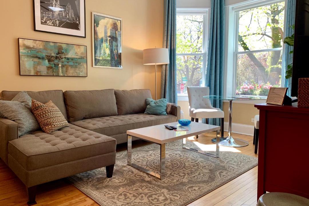 Photo of Livingroom in Near West Side