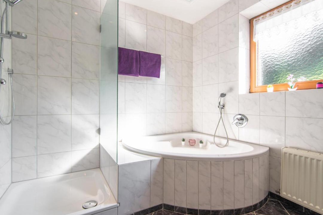Photo of Bathroom in Pfons