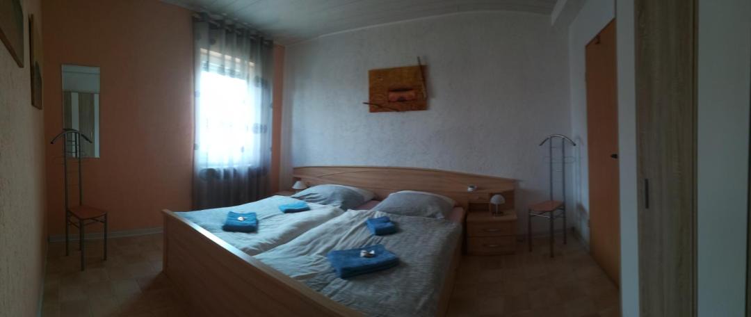 Photo of Others in Sandberg