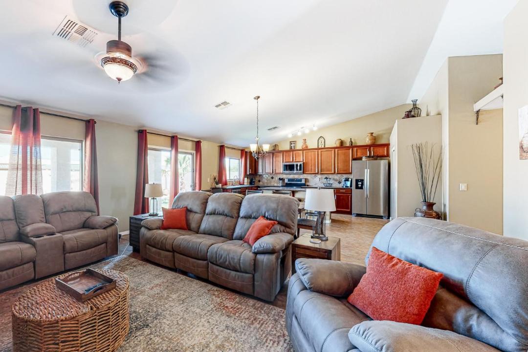 Photo of Livingroom in Surprise Farms