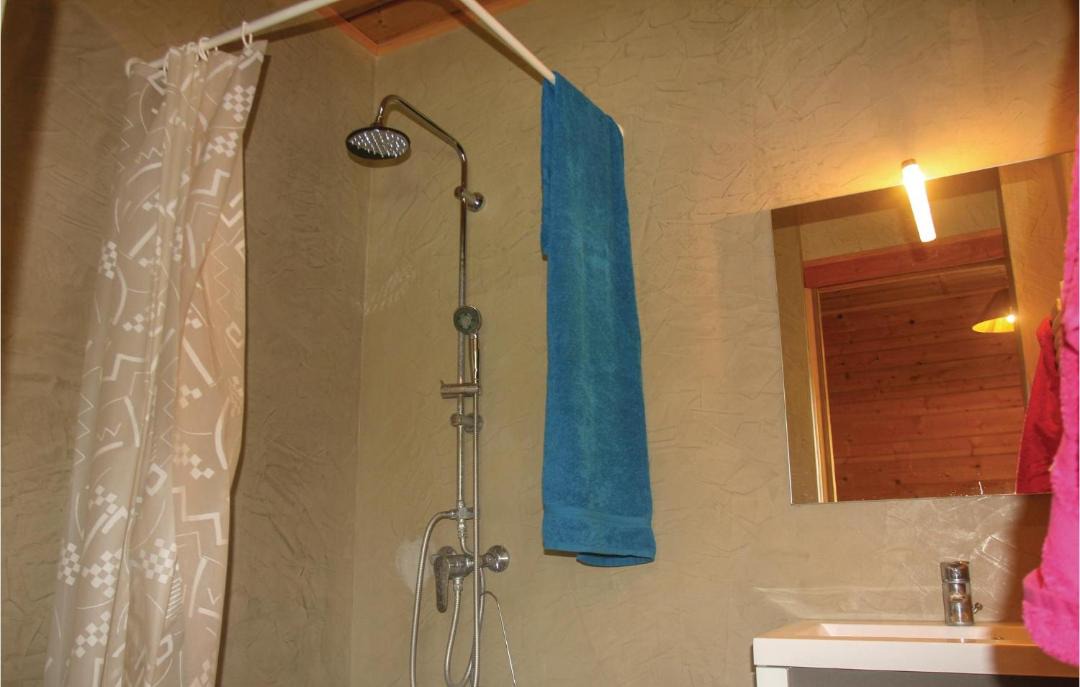 Photo of Bathroom in Saint-Paul-Trois-Chateaux