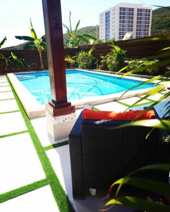 Photo of Outdoor in Portmore