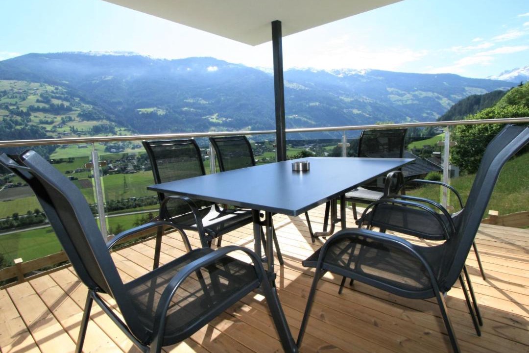 Photo of Patio Balcony in Emberg