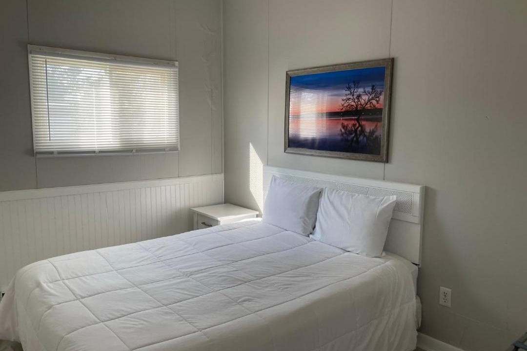 Photo of Bedroom in Lake City