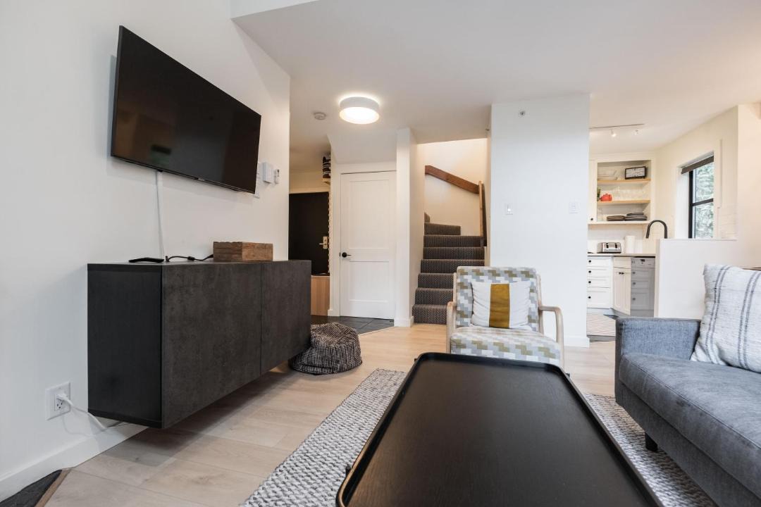 Photo of Livingroom in Whistler Creekside