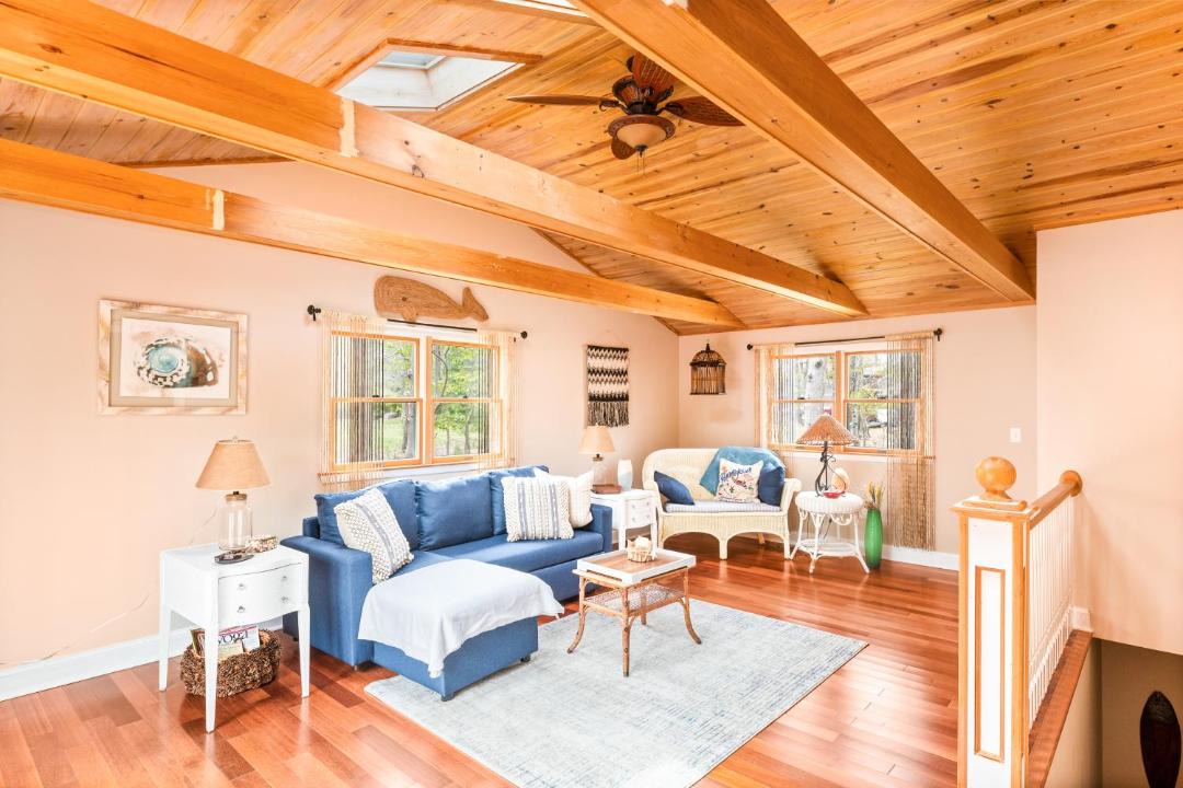 Photo of Livingroom in Springs