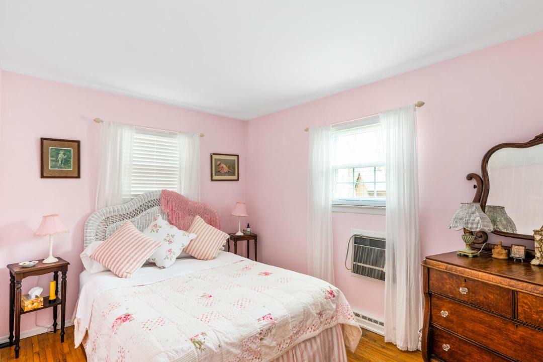 Photo of Bedroom in Springs