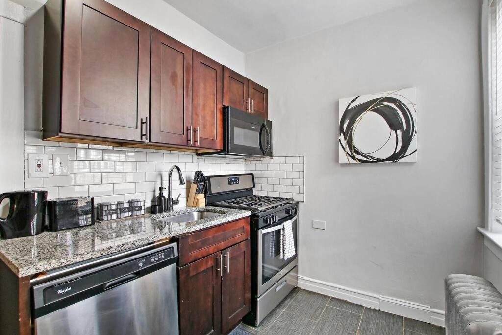 Photo of Kitchen in Rogers Park