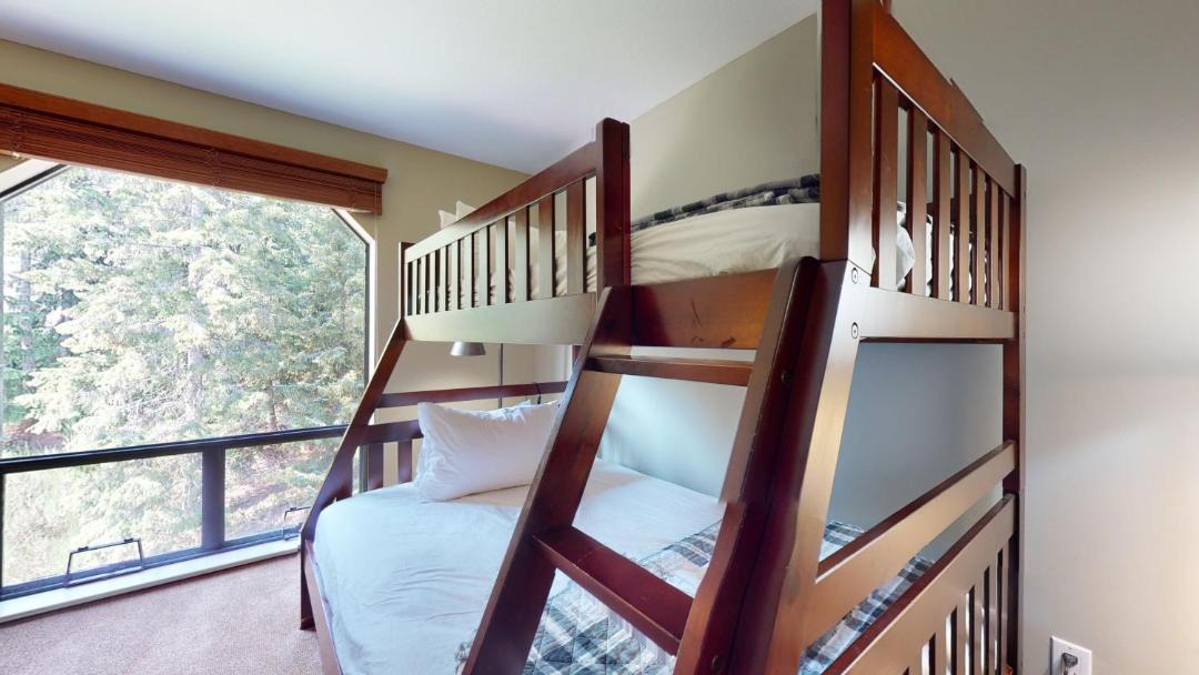 Photo of Bedroom in Blueberry Hill