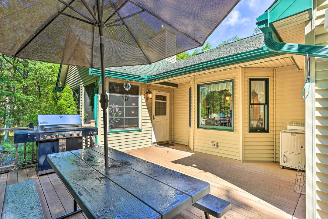 Photo of Patio Balcony in Lackawaxen