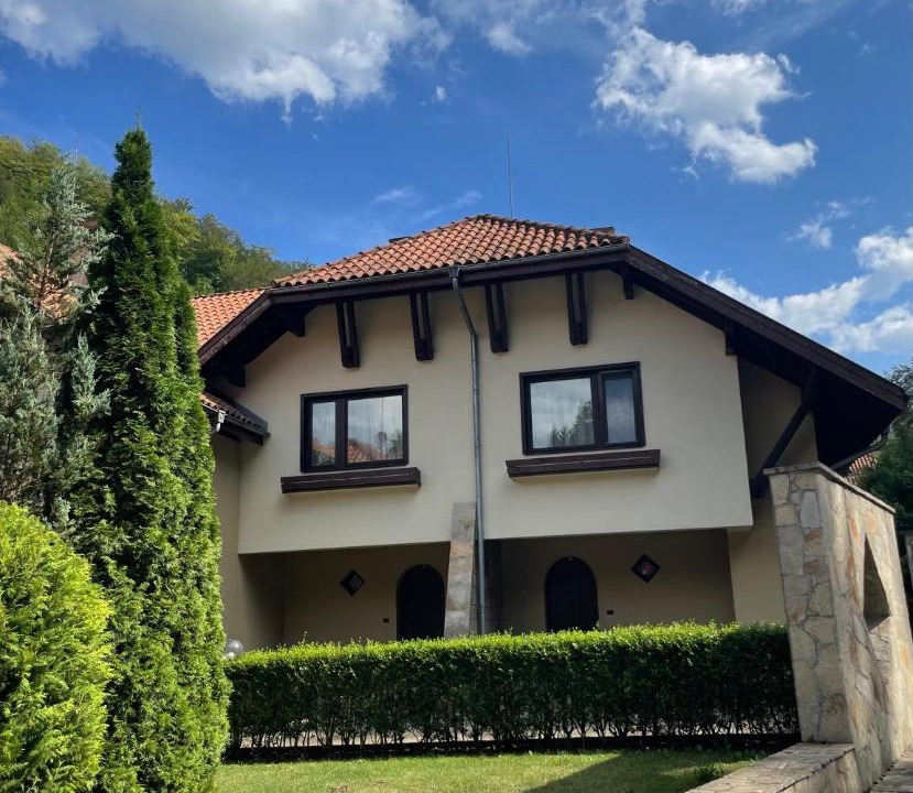Photo of Buildings in Teteven