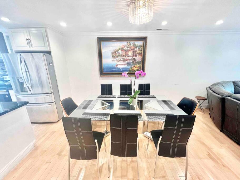 Photo of Livingroom in Inner Richmond