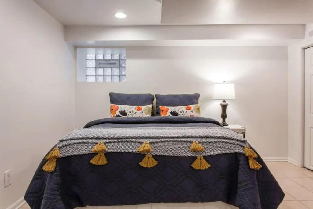 Photo of Bedroom in Wrigleyville