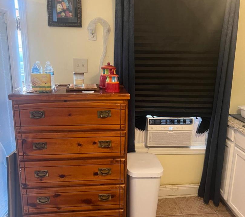 Photo of Bathroom in Little Woods