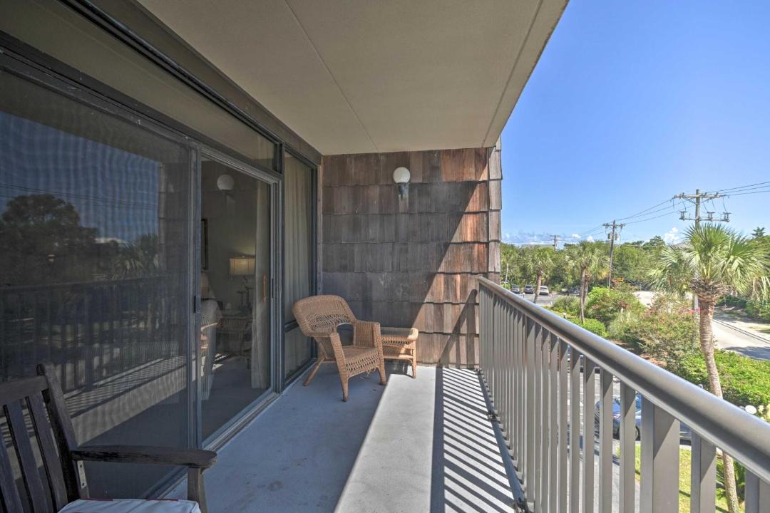 Photo of Patio Balcony in North Litchfield Beach