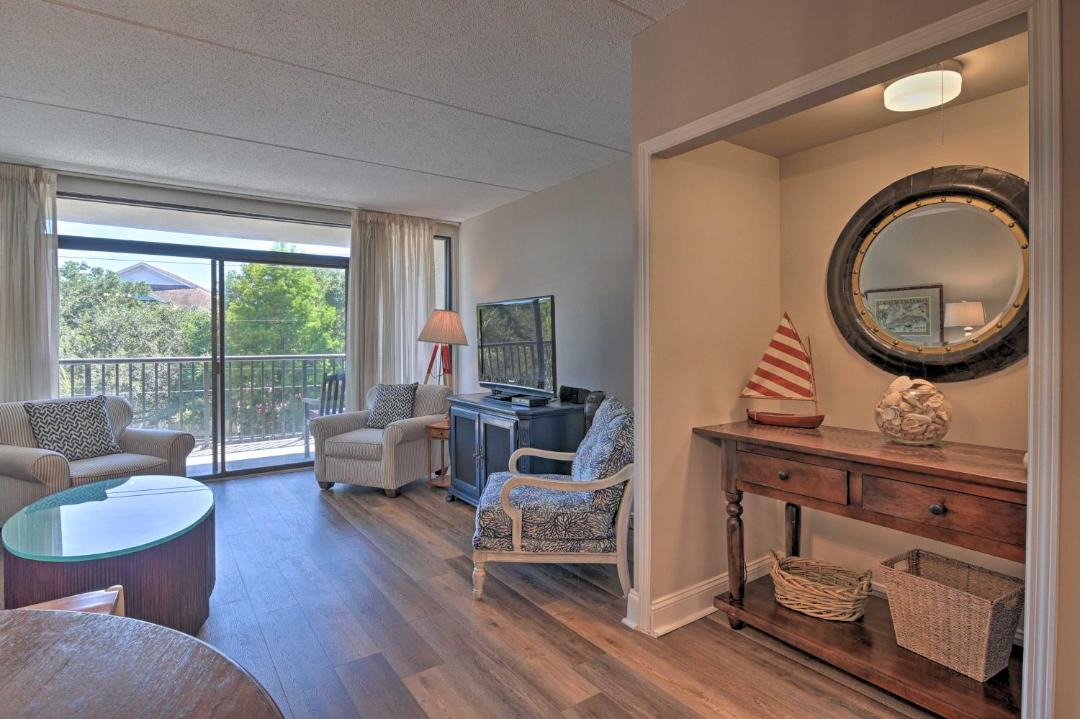 Photo of Livingroom in North Litchfield Beach