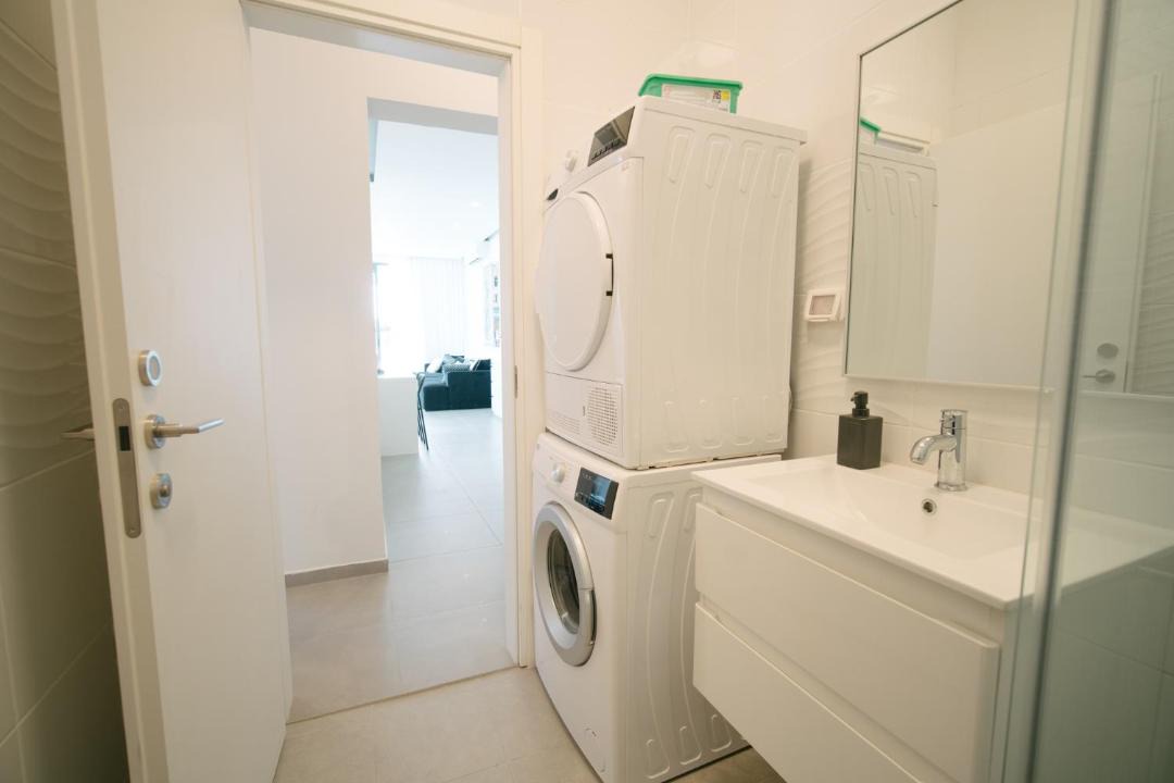 Photo of Bathroom in Kerem HaTeimanim