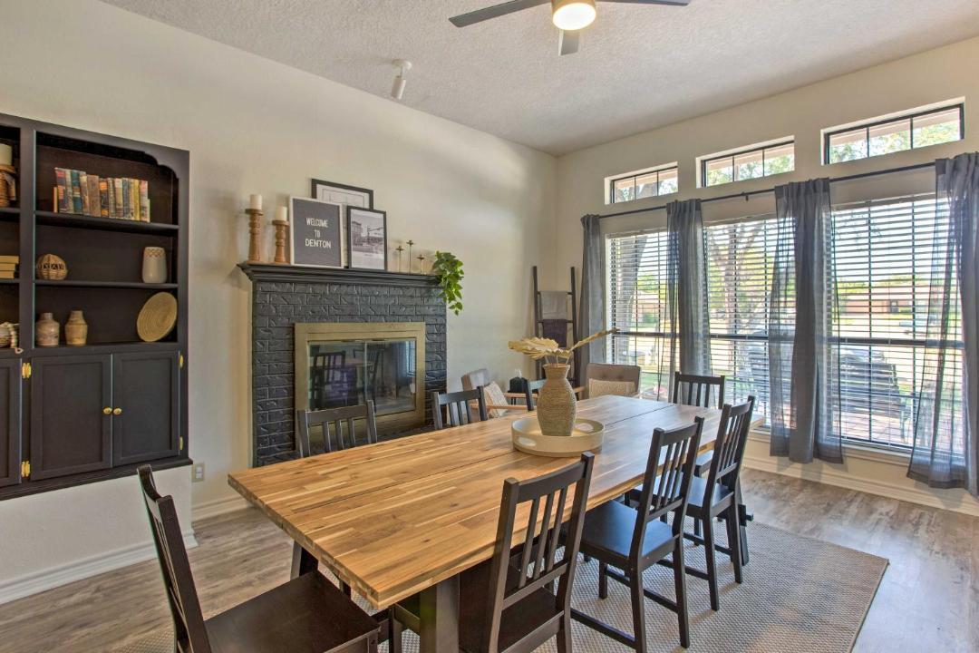Photo of Livingroom in Denton