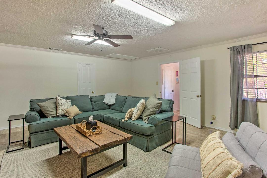 Photo of Livingroom in Denton