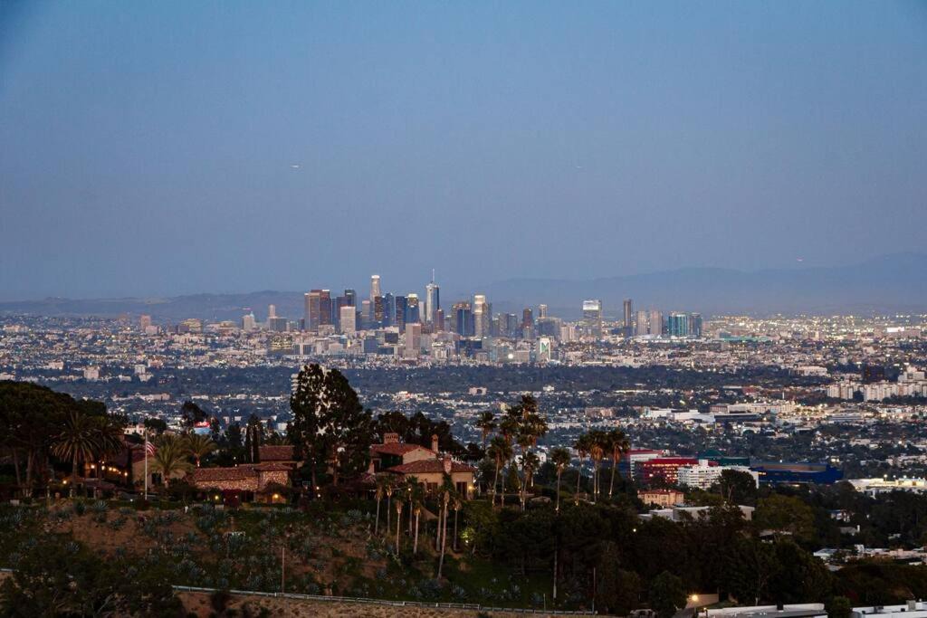 Photo of Outdoor in Beverly Hills