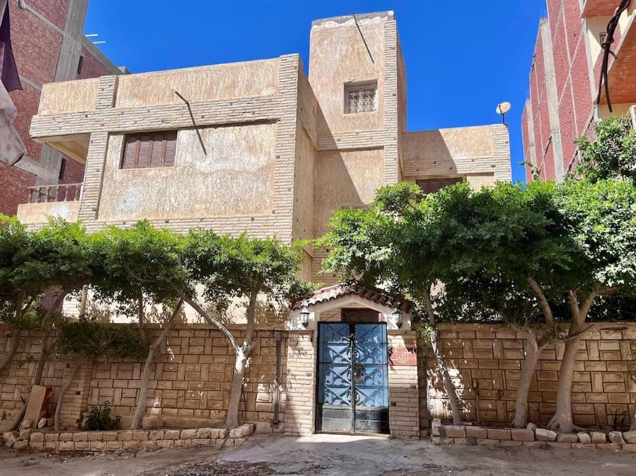 Photo of Buildings in Al-'Amriyah