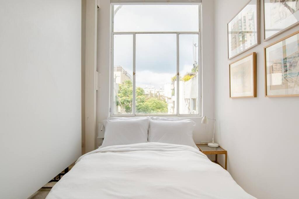 Photo of Bedroom in Neve Tzedek